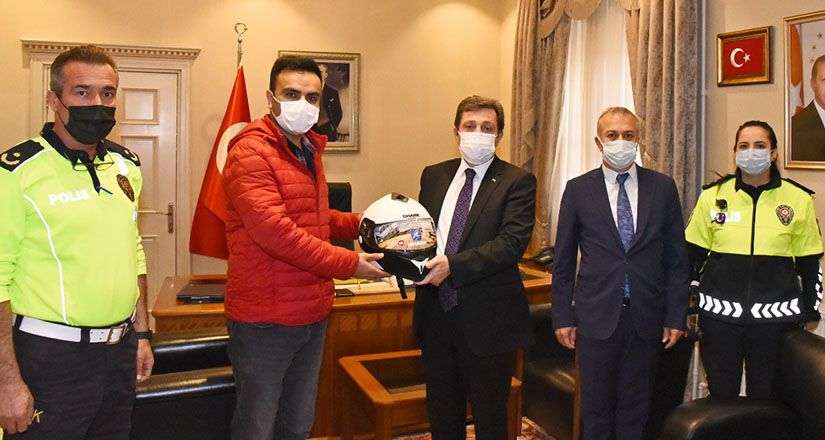 Kaskım Kafamdaki Kaskom