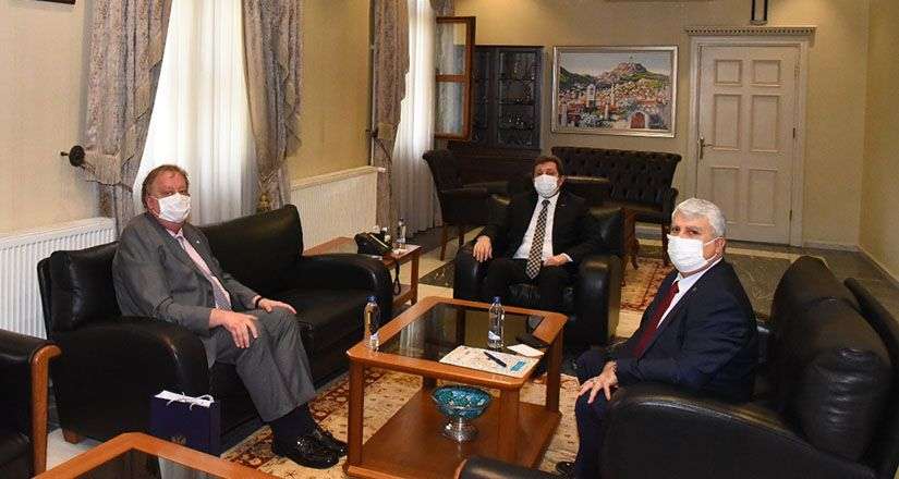 Rusya Antalya Konsolosu Oleg Rogoza, Vali Orhan Tavlı’yı Ziyaret Etti