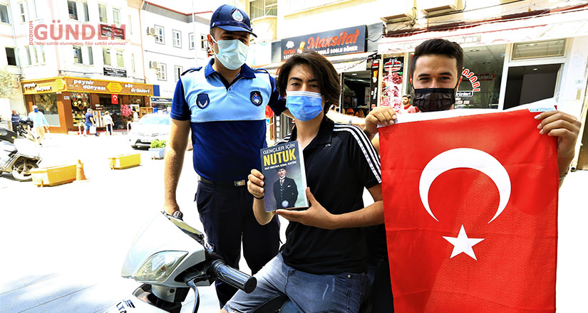 Büyükşehir’den Gençlere Nutuk ve Türk Bayrağı