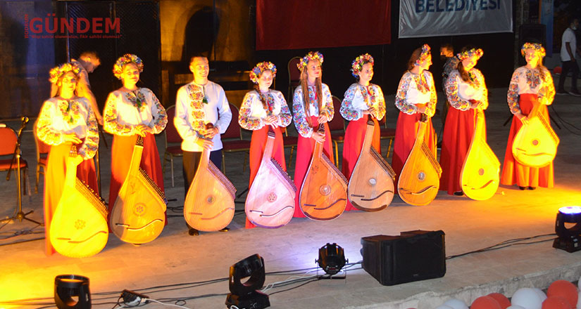 Marmaris’te müzik dolu gece