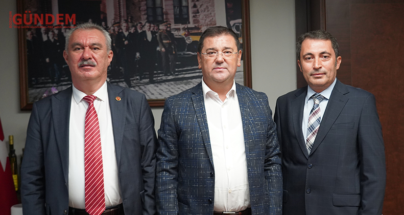 Belediyede yeni başkan yardımcıları belli oldu