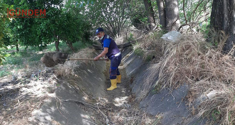 Büyükşehir’den Köyceğiz’de 232 bin metre kanal temizliği