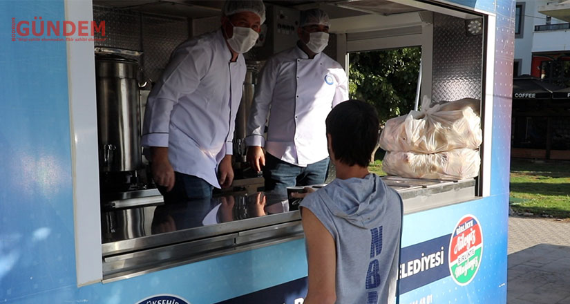 Üniversite öğrencilerinin sabah çorbası Büyükşehirden