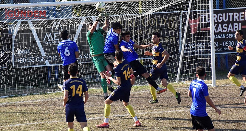 Derbide 3 puan Turgutreisspor’un oldu