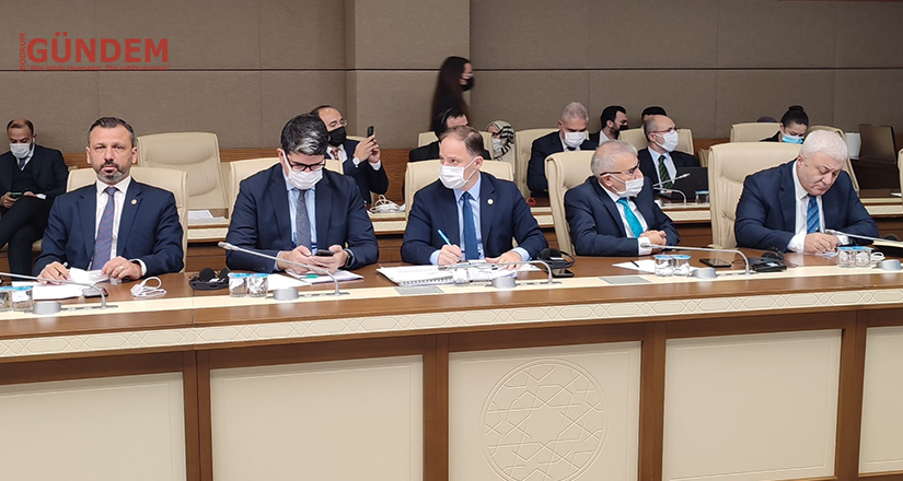 Dijital Mecralar Komisyonu Facebook temsilcilerini dinledi