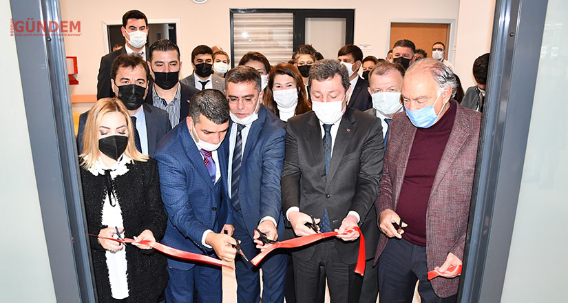 Turaç’ın hayali gerçek oldu, açılış kurdelesini protokolle birlikte kesti