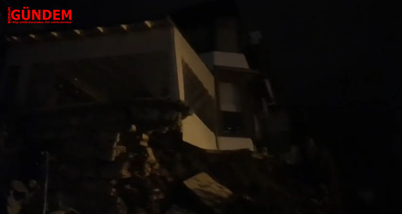 Konacık’ta istinat duvarı yıkıldı