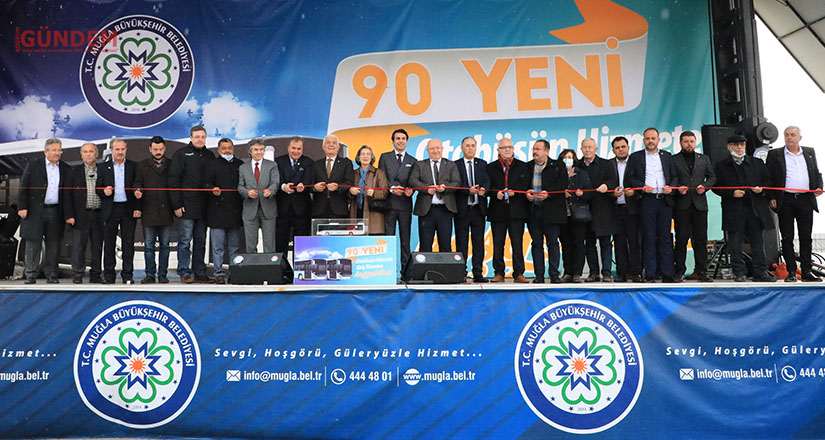Büyükşehir 90 yeni otobüsü Muğlalıların hizmetine sundu