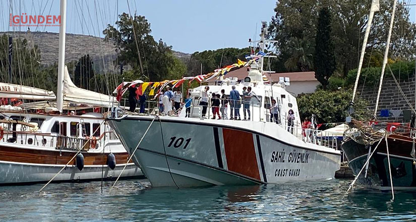 Sahil Güvenlik Botu Ziyaretiyle Çocukların Bayram Coşkusu Katlandı
