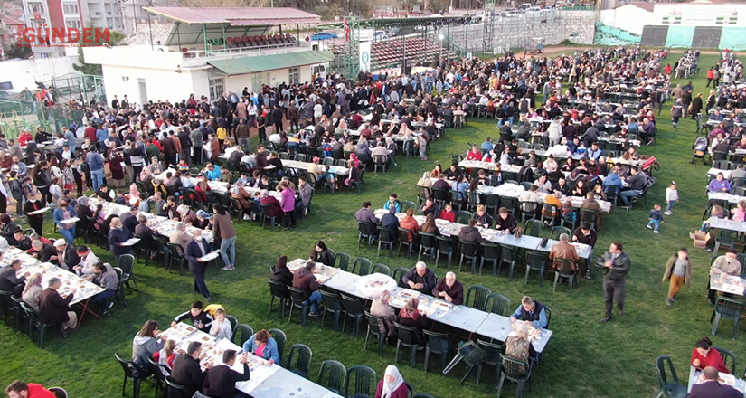 Yatağan Belediyesi, 5 bin kişiyle iftar sofrasını paylaştı