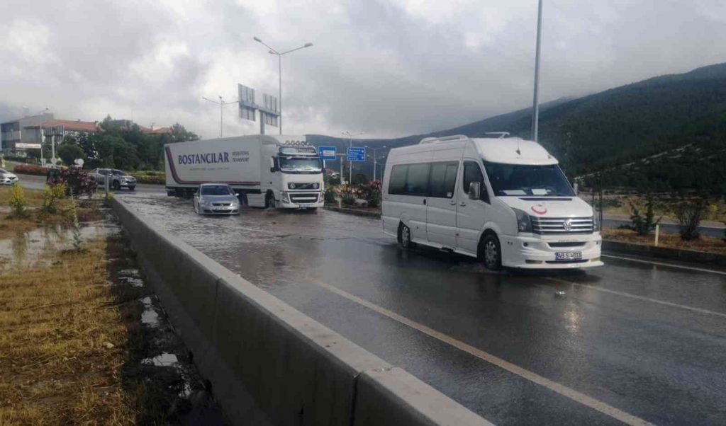 Muğla’da Araçlar yolda kaldı
