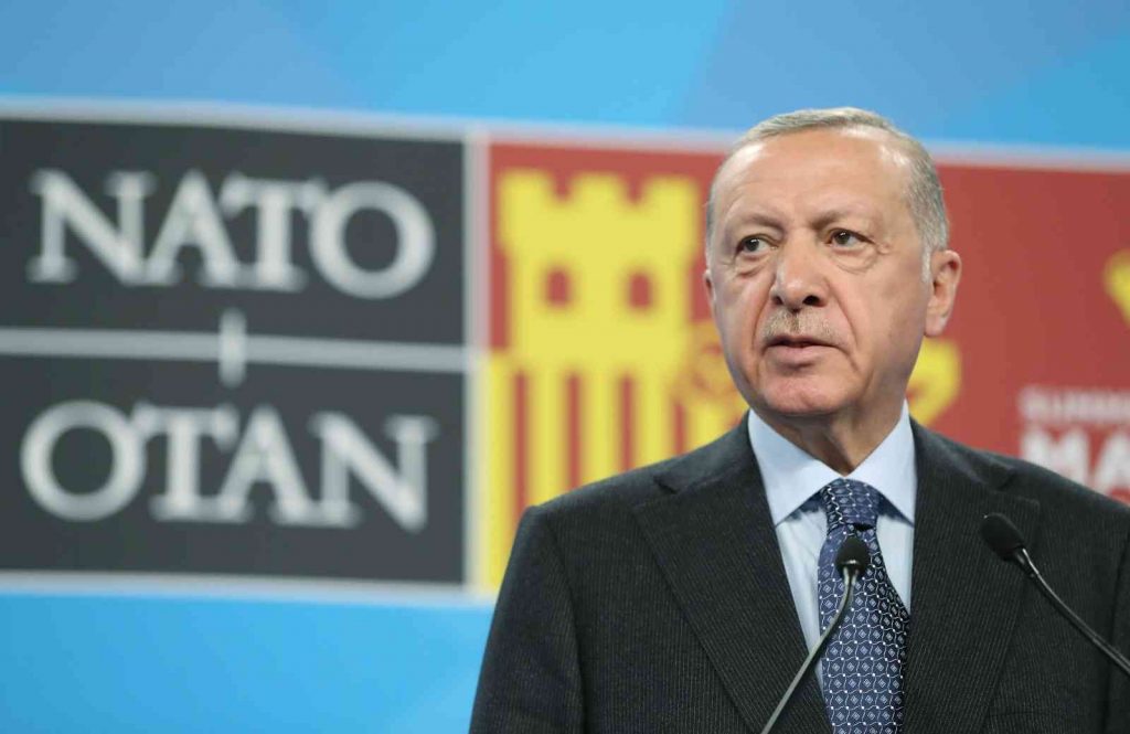 Erdoğan: “Türkiye’nin, NATO’nun dününde ve bugününde olduğu gibi geleceğinde de söz sahibi olacağı bir kez daha açıkça görülmüştür”