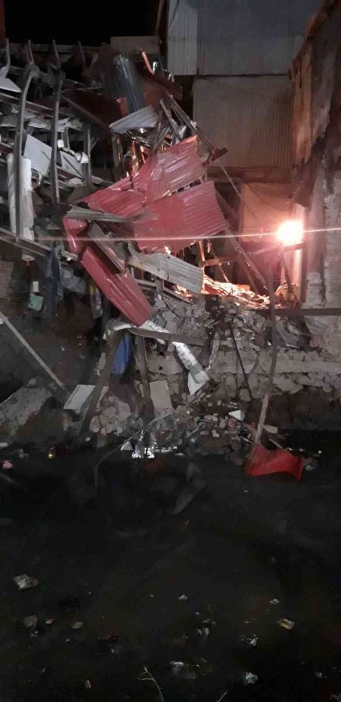 Hindistan’da bina çöktü: 1 ölü, 16 yaralı