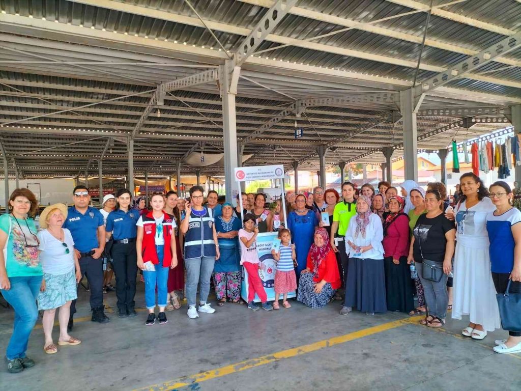 Köyceğiz’de KADES bilgilendirme standı kuruldu