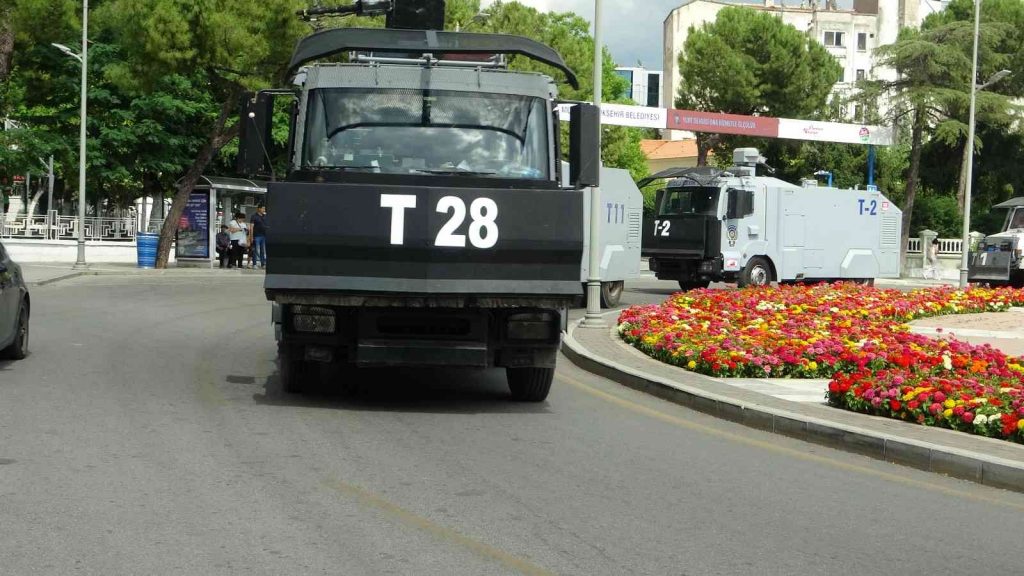 Marmaris yangınında görev alan TOMA’lar uğurlandı