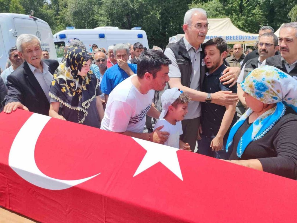 Şehit ormancının oğlu: “Babamdan aldığım bayrağı gururla taşıyacağım”