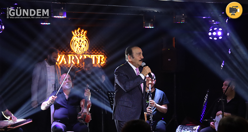 VARYETE LOUNGE Haziran Sahnesi’nde Ünlüler Geçidi