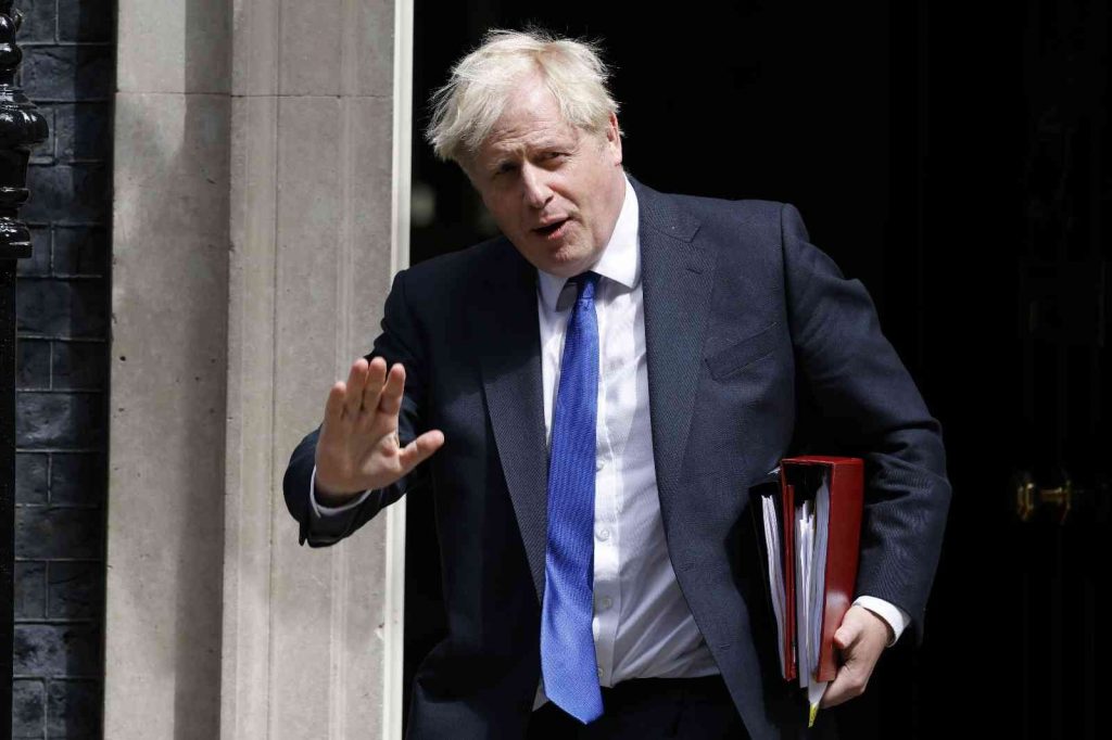 İngiltere Başbakanı Johnson: “Bir Başbakan zor koşullarda görevine devam etmelidir”