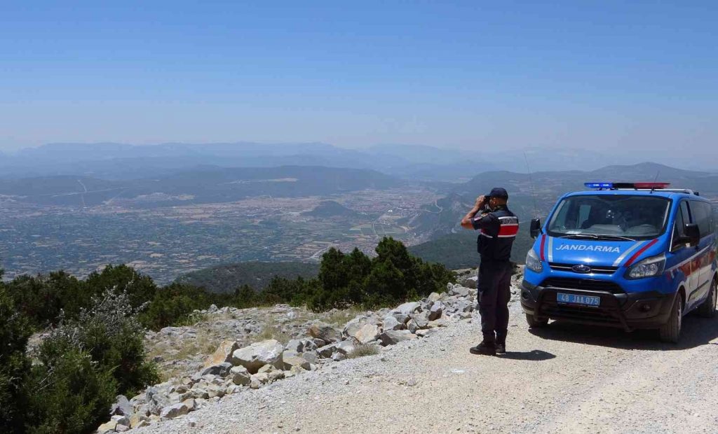 Muğla Jandarması orman yangını teyakkuzunda