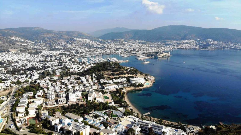 Turizmcilerden son dakika uyarısı; “Rezervasyon yapmadan gelmeyin kapıda kalırsınız”