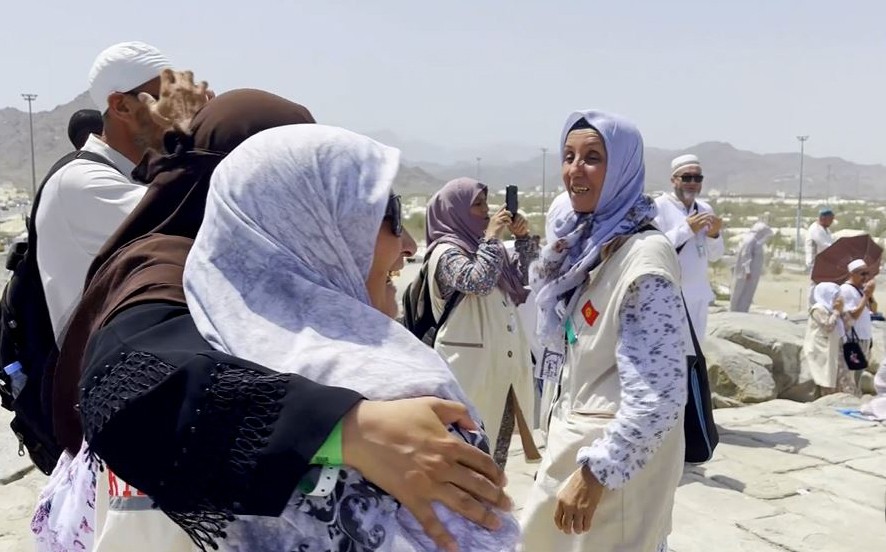 Türk dünyası Arafat’taki Rahmet Tepesi’nde kucaklaştı