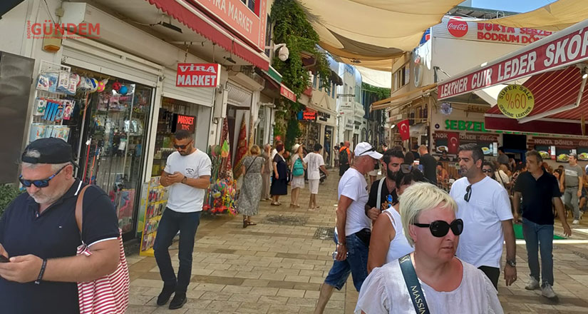 Depremin hissedildiği Bodrum’da hayat normal olarak devam ediyor