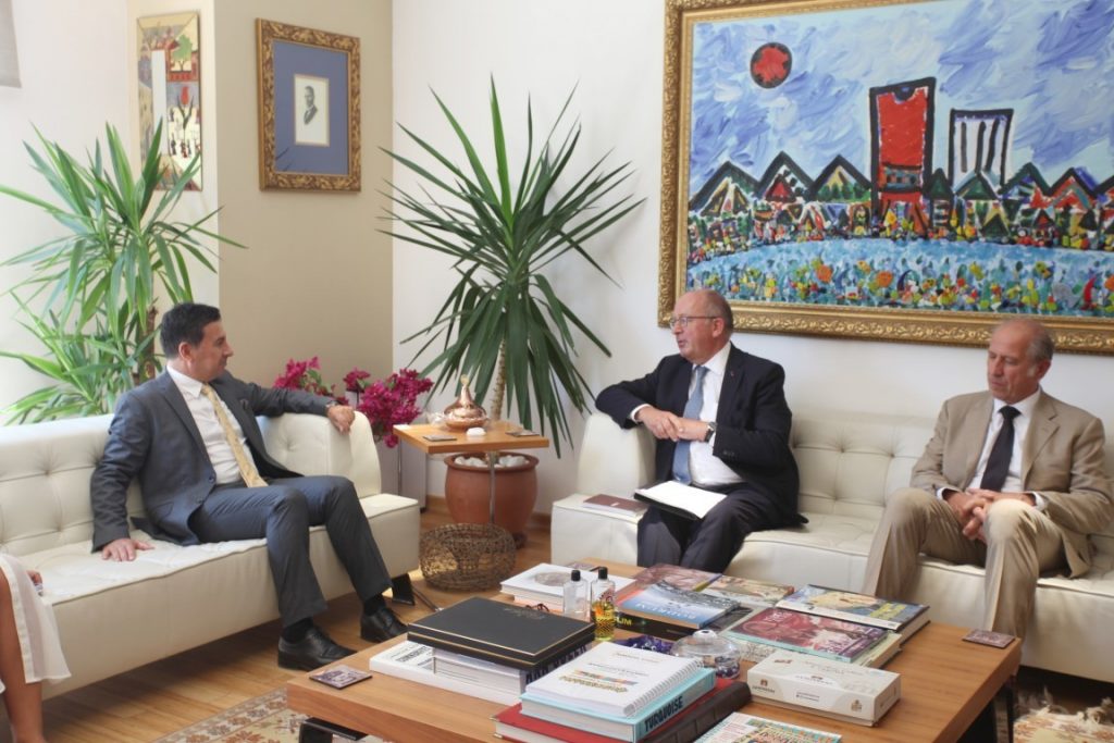 Başkan Aras’a Belçika heyetini ağırladı