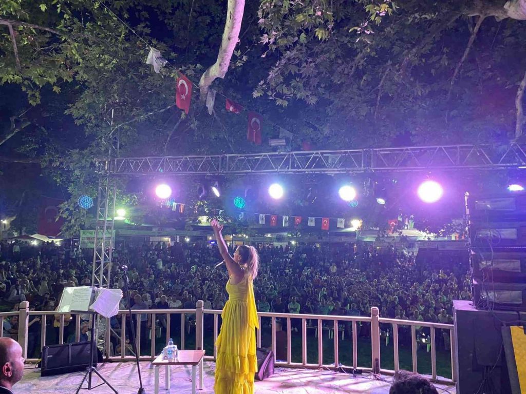 Kavaklıdere’de Nadide Sultan coşkusu yaşandı