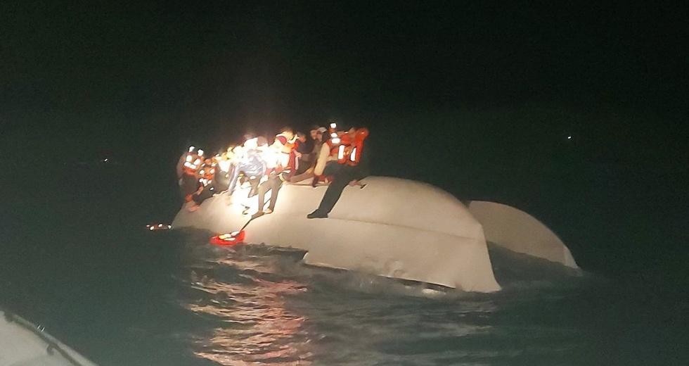 Yunanistan’da göçmen teknesi battı