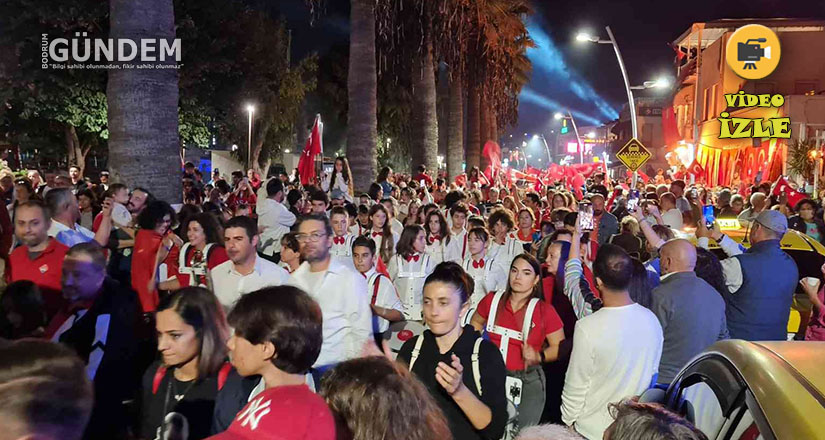 Bodrum’da kilometrelerce uzunlukta fener alayı