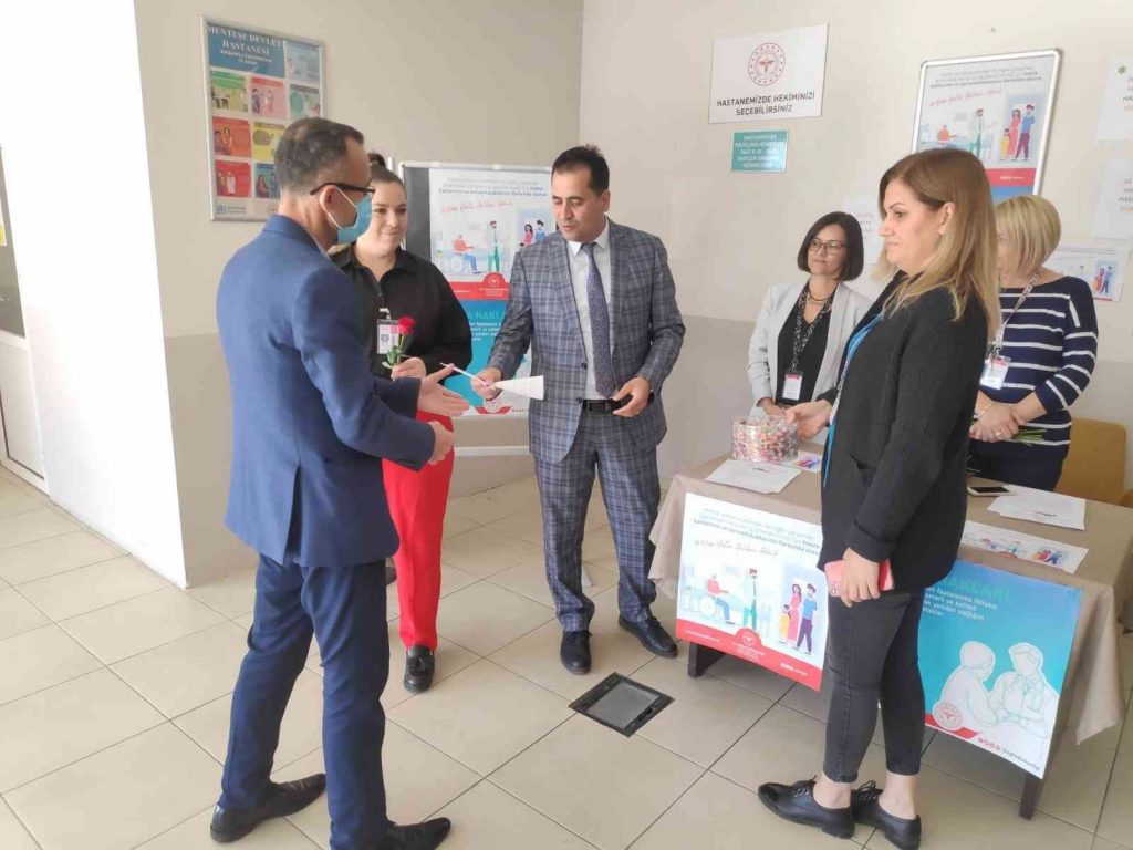 Hasta Hakları Günü’nde hastanede stant kuruldu