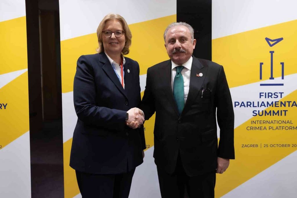 TBMM Başkanı Şentop: “Doğu Akdeniz’de Türkiye’yi dışarıda bırakmaya çalışan enerji projelerinin AB’nin çıkarına olmadığını vurgulamak istiyorum”