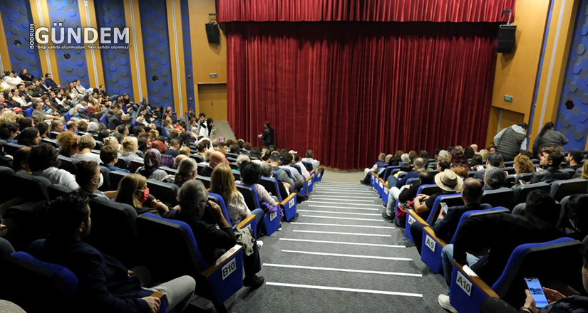 Belediye Şehir Tiyatrosu her hafta kapalı gişe
