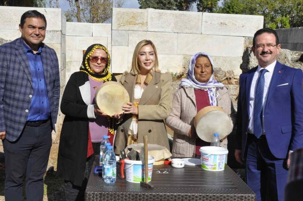 AK Parti Muğla Milletvekili Gökcan: “Delbek çalgısını yaşatmak istiyoruz”