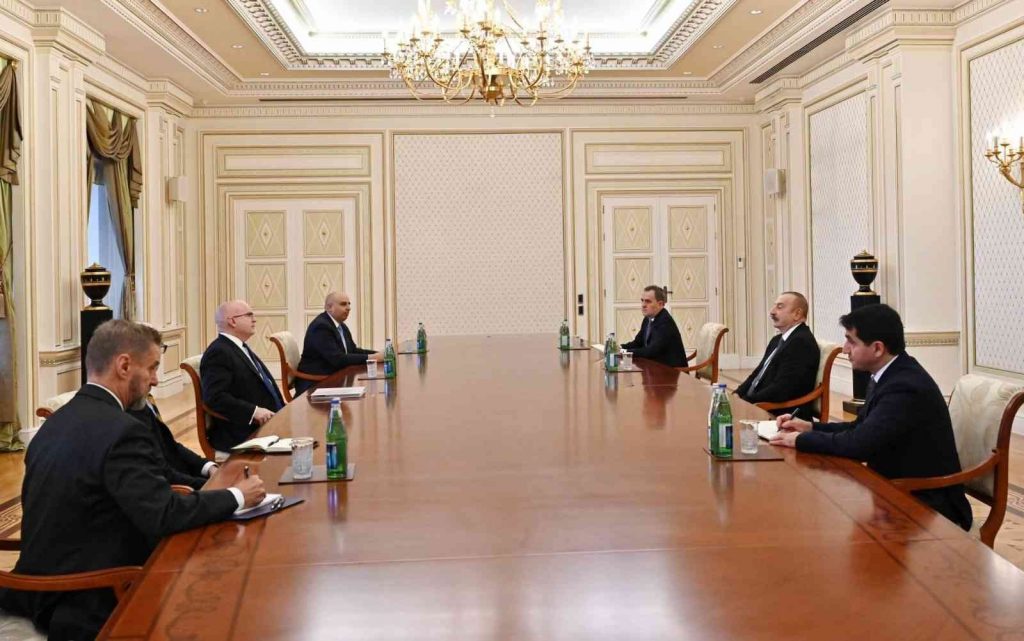 Aliyev, ABD Dışişleri Bakanlığı’nın Kafkasya Müzakereleri Başdanışmanı Reeker’i kabul etti