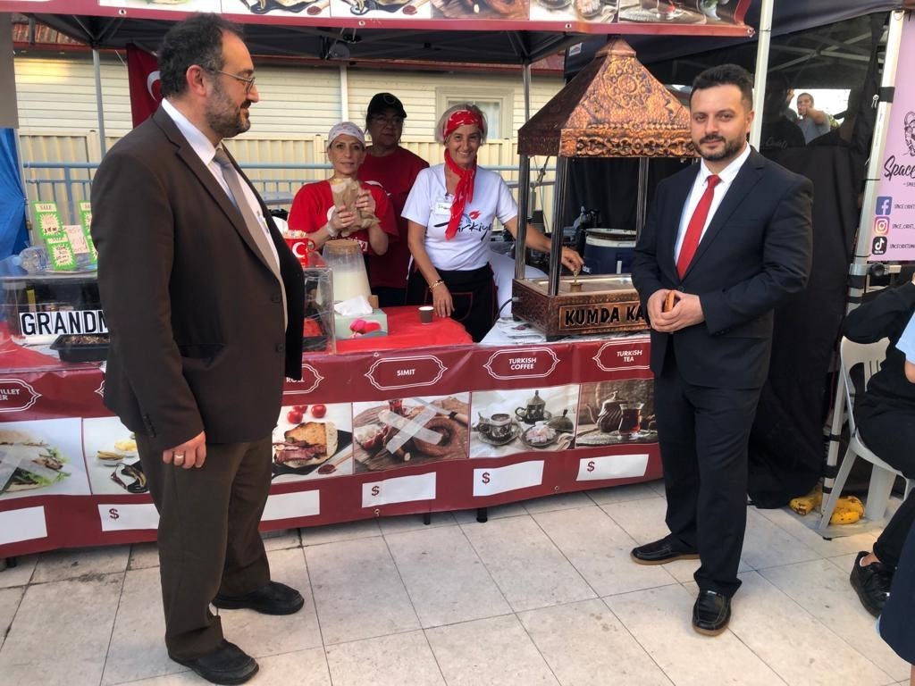 Aydınlı İmam Erkoç, Sidney’de ezan okudu