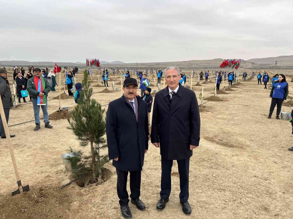 Azerbaycan’da Milli Ağaçlandırma Günü’nde 111 bin fidan dikildi