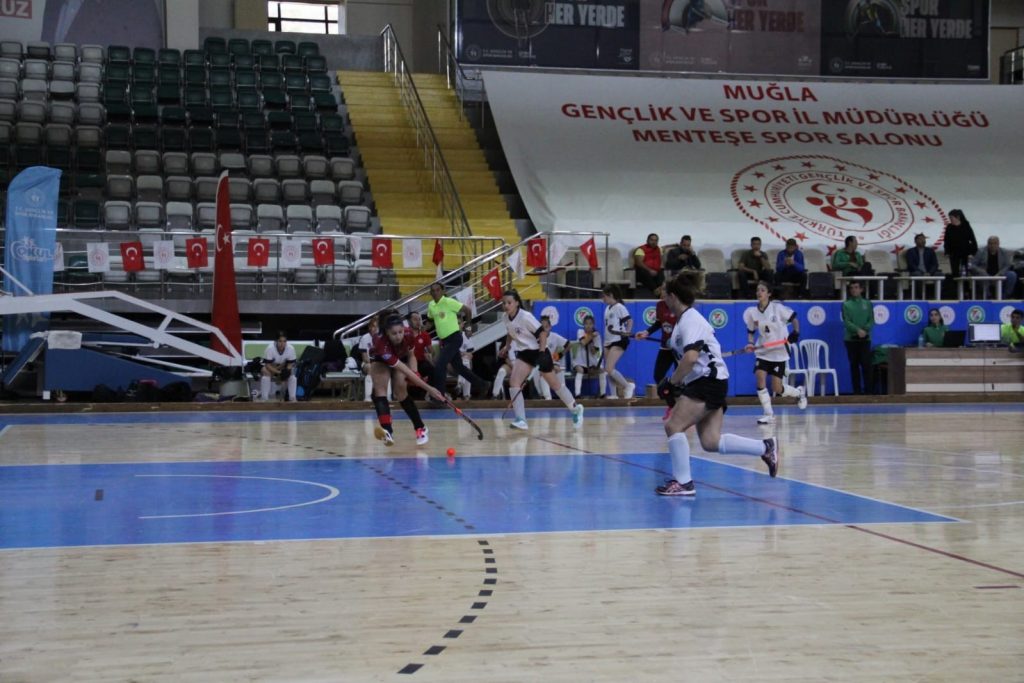 Hokey Kadınlar Salon 1. Lig’i Muğla’da başladı