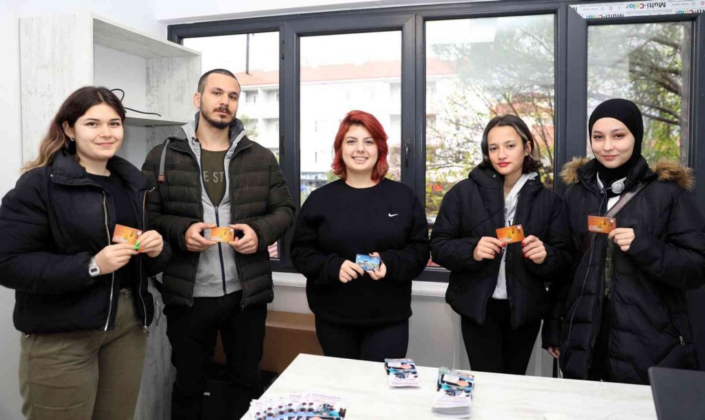 İkametini Menteşe’ye aldırana ücretsiz Kent Kart