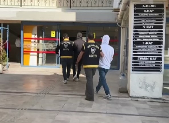Marmaris’te evden 1 milyonluk hırsızlık yapan şahıslar tutuklandı