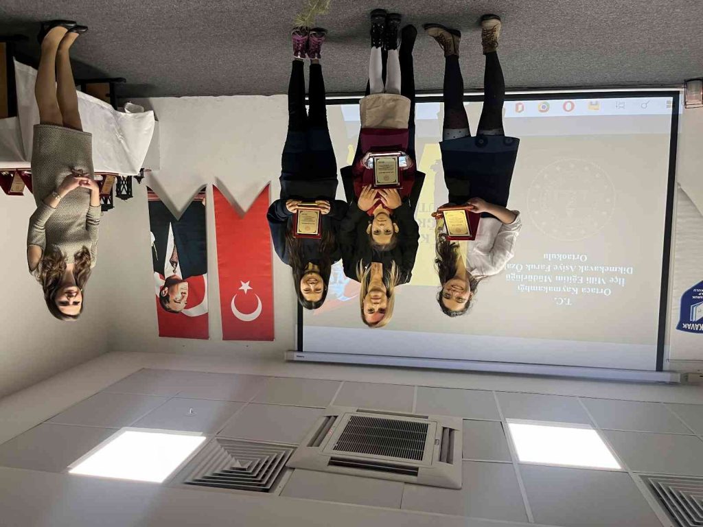 Ortaca’da 24 Kasım Öğretmenler Günü kutlaması