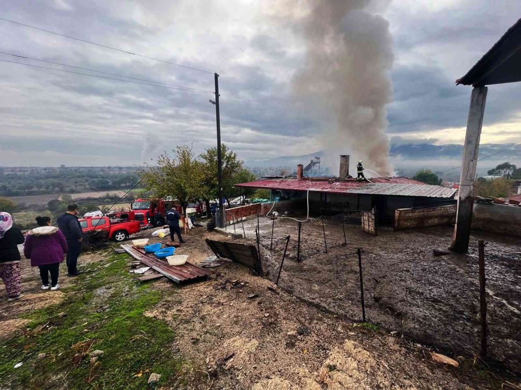 Yatağan’da ev yangını
