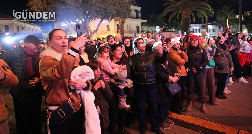 Belediye Meydanı’nda Yılbaşı Konserleri