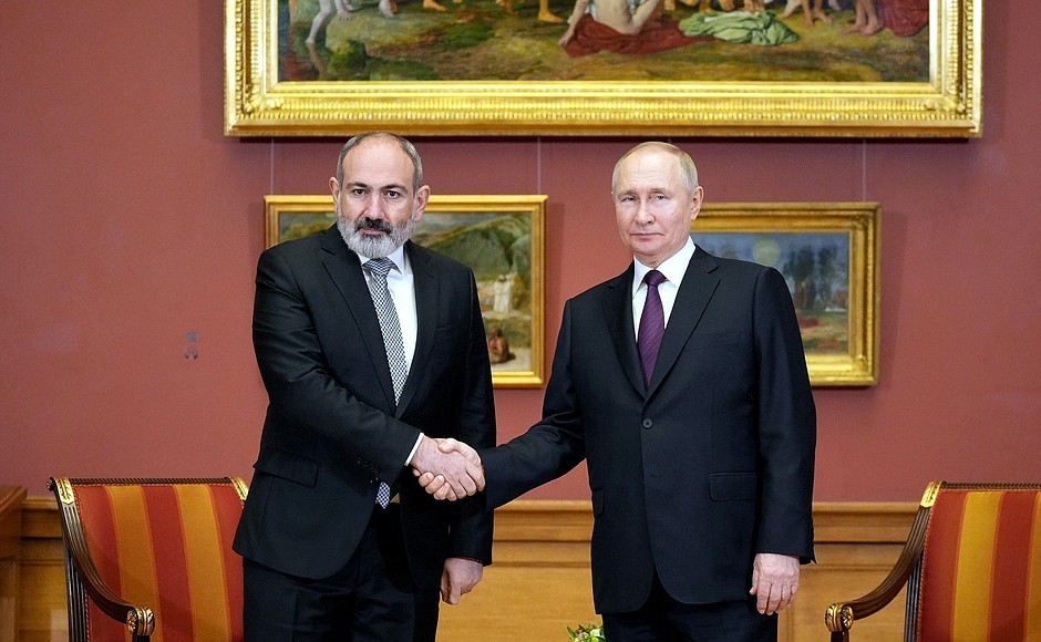 Putin: “Aliyev ve Paşinyan ile üçlü görüşme yapmayı başardık”