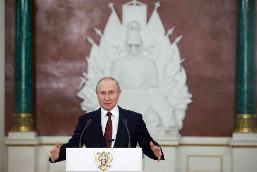 Putin: “Taraflarla kabul edilebilir konular üzerine müzakerelere hazırız”