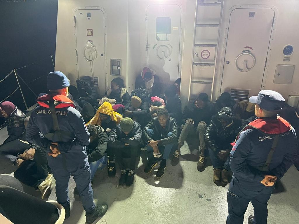 24 göçmen yakalandı