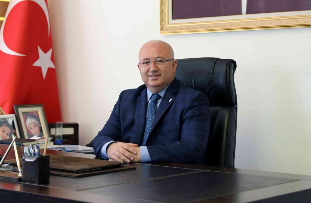 Başkan Gümüş Çalışan Gazeteciler Günü’nü kutladı