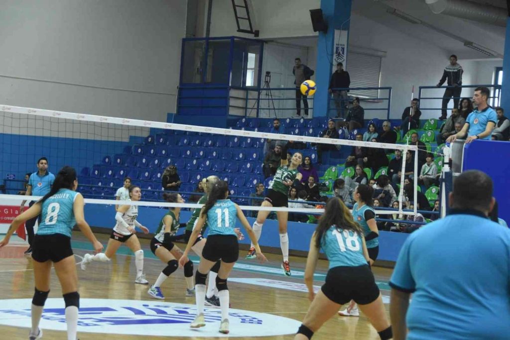 Bodrum’un İncileri şampiyonluk yolunda önemli galibiyet aldı