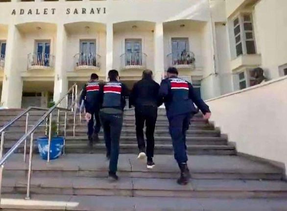 25 yıl hapis cezası olan şahıs kıskıvrak yakalandı