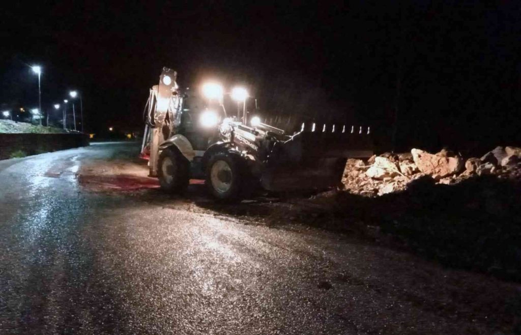Muğla Büyükşehir Belediyesinden yağmur mesaisi